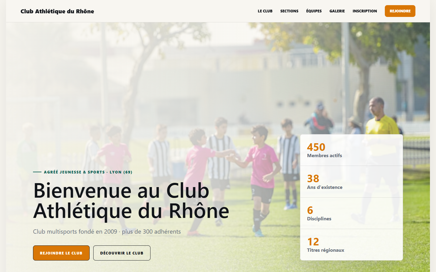 Club Sportif Moderne — Vitrine claire